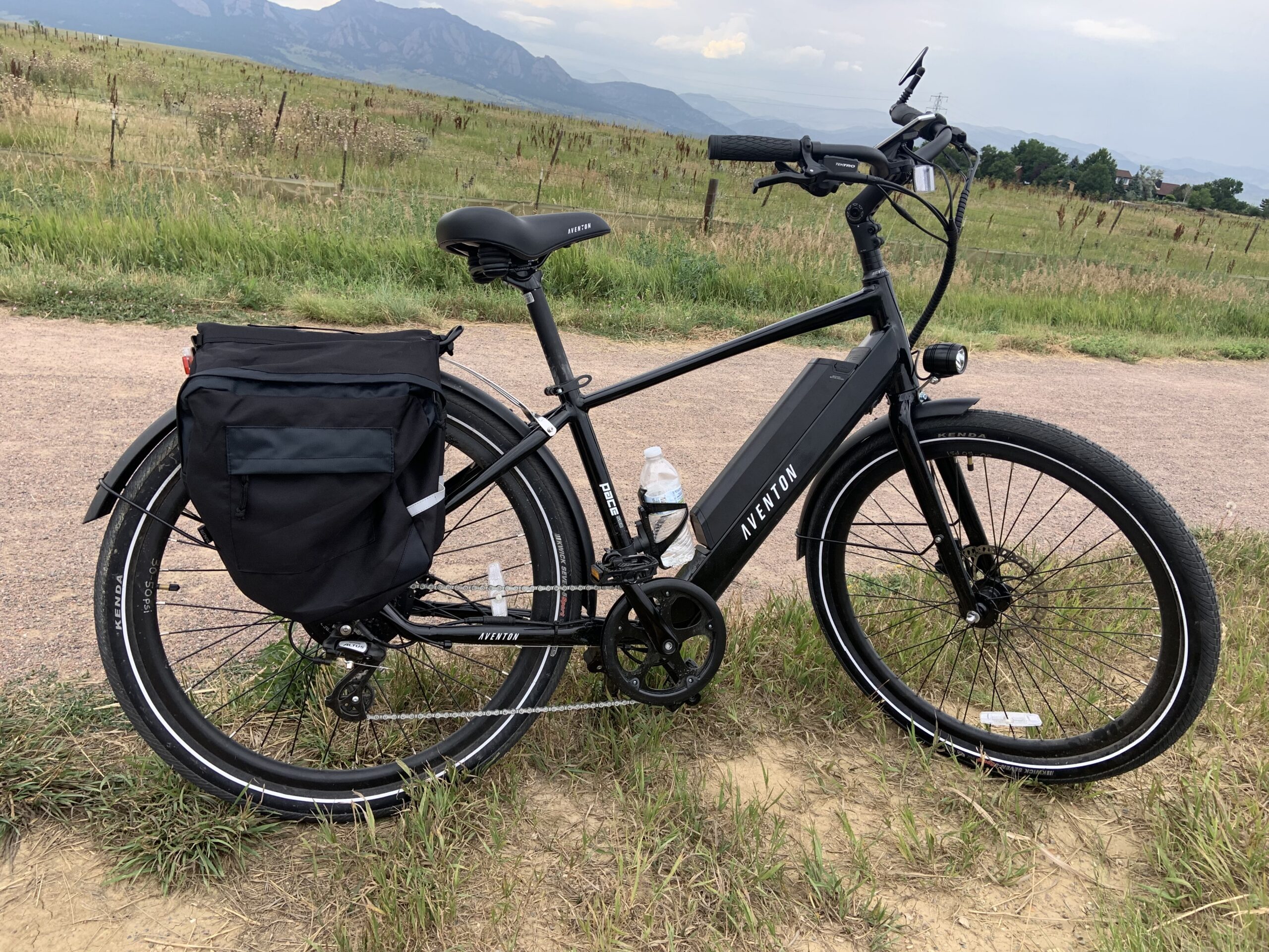 Featured image for “Rise & Ride: Thinking About Bike Commuting? 10 Common Concerns—and How to Overcome Them, Part II”